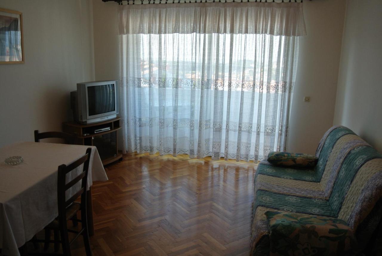 Bellapp Appartement Vrsar Buitenkant foto